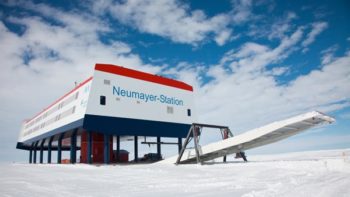 Die deutsche Forschungsstation Neumayer-Station III in der Antarktis. The german polar research centre Neumayer-Station III in the Antarctica