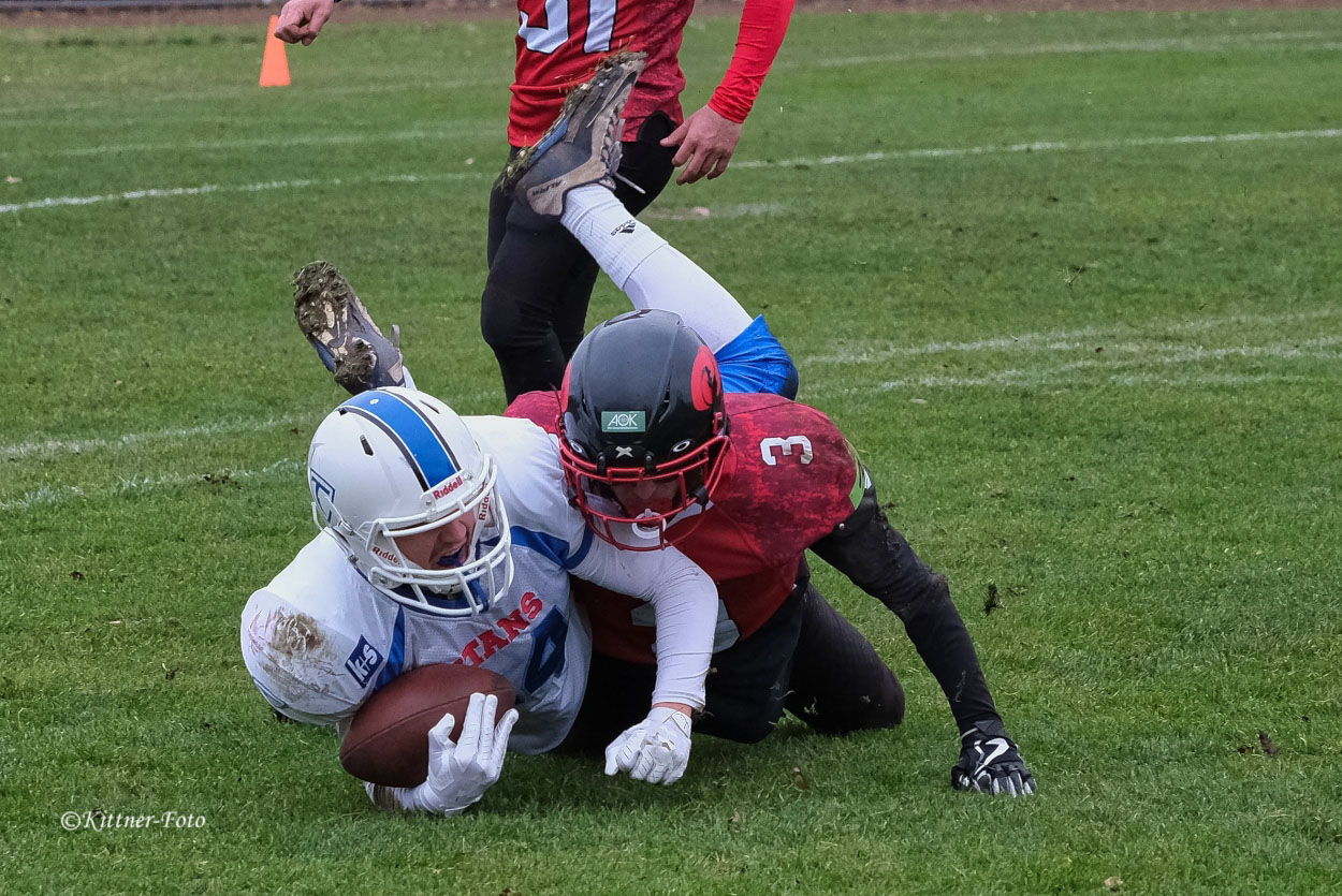 NHR Sport » American Football: Kassel Titans weiter in den Playoffs