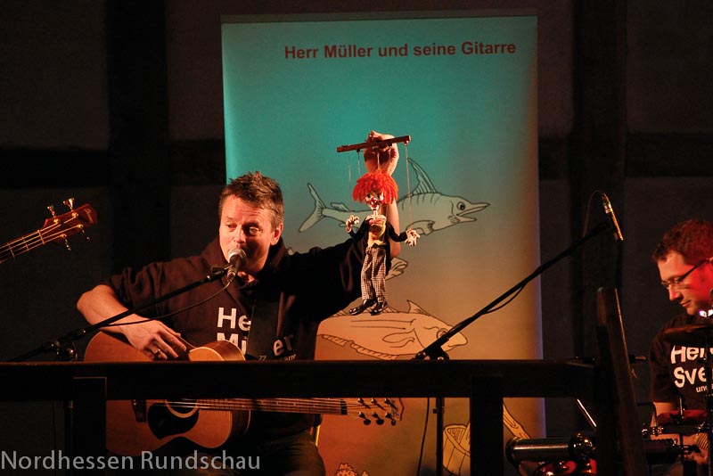 Kaufungen: Herr Müller und seine Gitarre rockten die Scheune