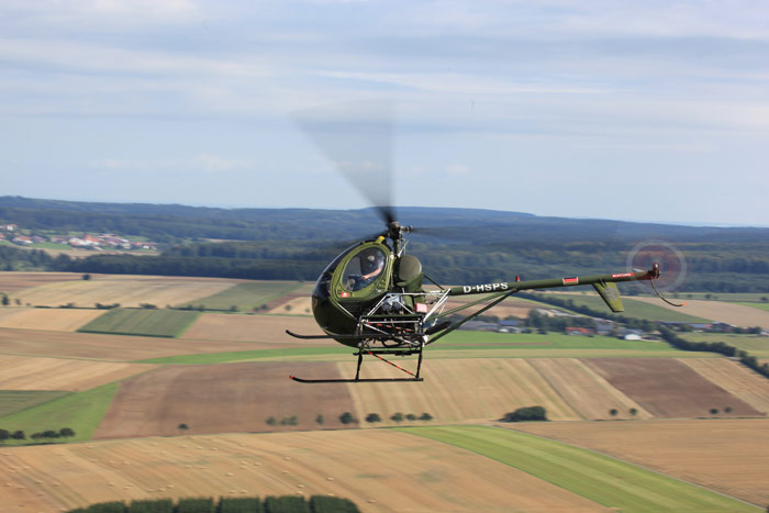 E.ON Mitte fliegt  Erdgasnetz mit Hubschrauber ab