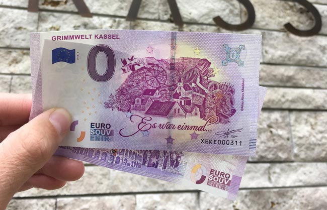 GRIMMWELT Kassel gibt 0-Euro-Souvenirschein heraus