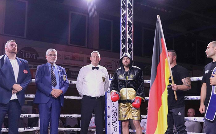 Korbach. Mario Jassmann hat Titel als Interkontinental-Meister der WBF im Supermittelgewicht grandios verteidigt