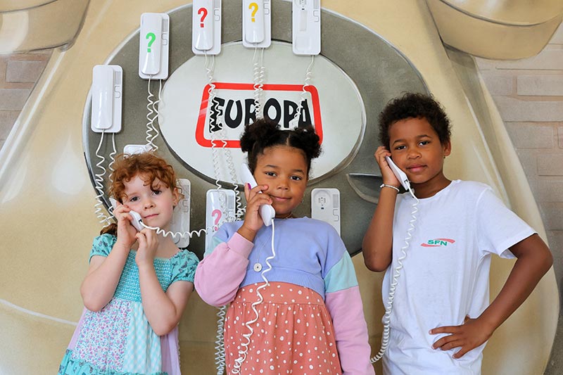 Hör mal rein! Familienführungen im HÖR.SPIEL Museum