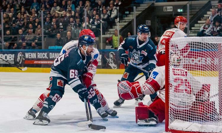 Nach Maurer-Vertragsverlängerung: Huskies holen gegen den EVL drei Punkte