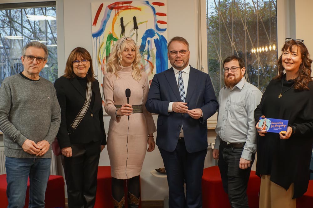 Hessischer Wissenschaftsminister Timon Gremmels besucht Future Space Kassel