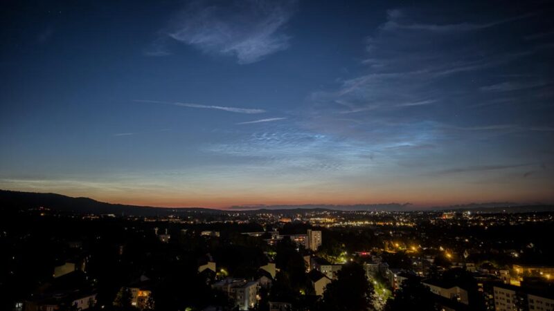 Leuchtende Nachtwolken über Kassel: Ein Blick in die obere Atmosphäre